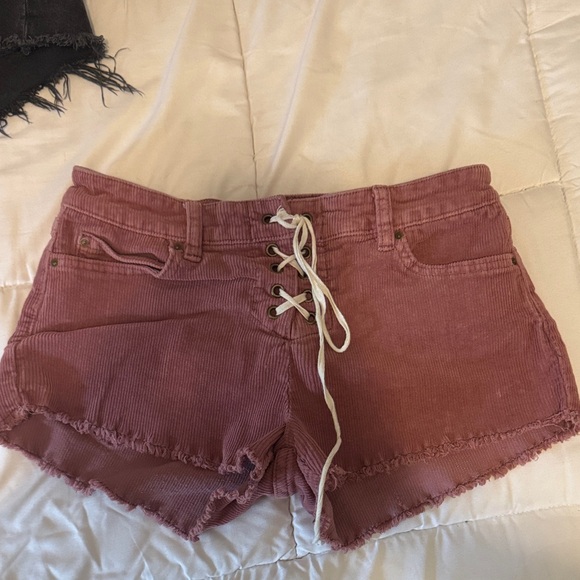 Billabong Mauve Lace-Up Jean Shorts - Picture 1 of 1